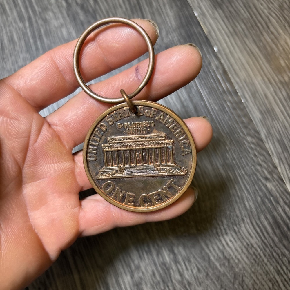 1995 Lincoln Penny Replica Large Coin Wall Hanging – 3" Diameter - Picture 6 of 9